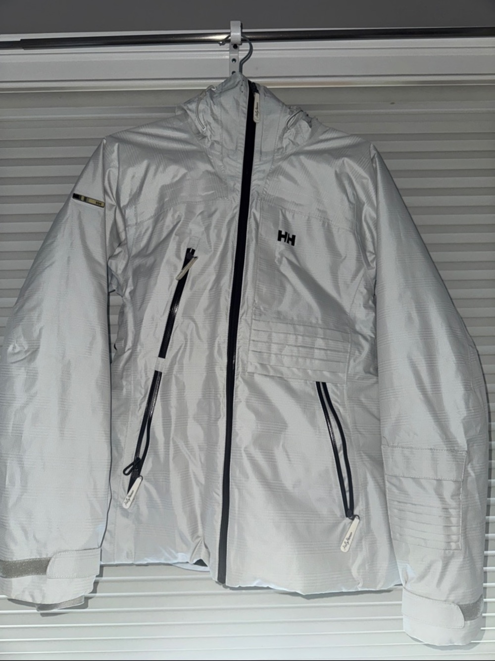 Helly Hansen White Hooded Ski Jacket with Black Trim